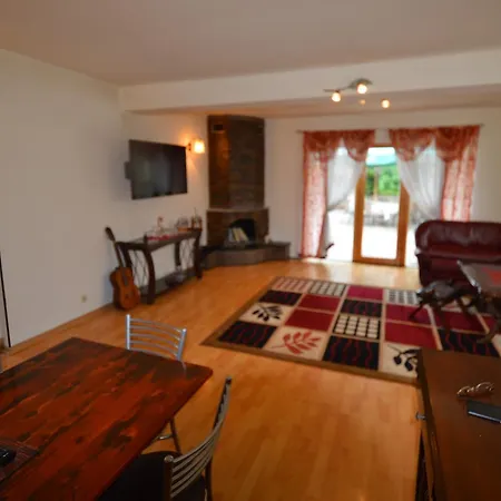 Tansi Apartament *